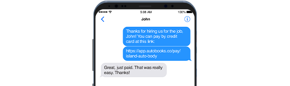 截屏：Autobooks 用戶與其商業客戶之間的短信，客戶回复Autobooks用戶，表示通過信用卡在線支付是多麼簡便。 